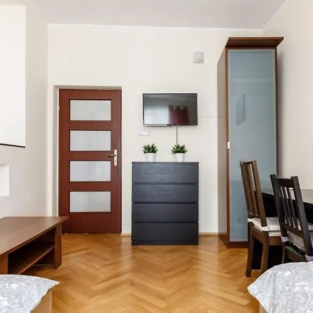 Charming And Bright- Golden Apartments- City Center&S49 * Wrocław